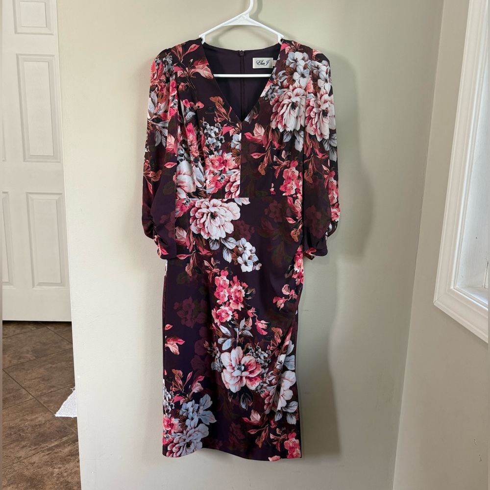 Eliza J - Burgundy Floral Midi Dress, size 6